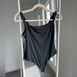 SKIMS square neck black bodysuit size large